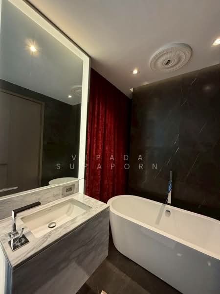 The Monument Thonglor, Bangkok, 998 Thonglor Road, Khlong Tan Nua, Watthana, Bangkok, 2 Bedrooms, 125 sqm, Condo For Rent, by Vipada Supaporn, 500408254 - DDproperty.com