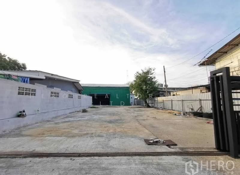 For Rent Warehouse 180 sq.m. in Bang Na, Bangkok BRE21487, Bangkok, Bang Na Nuea, Bang Na, Bangkok, , 180 sqm, Warehouse/Factory For Rent, by Hero Realtor Co., Ltd., 500408273 - DDproperty.com