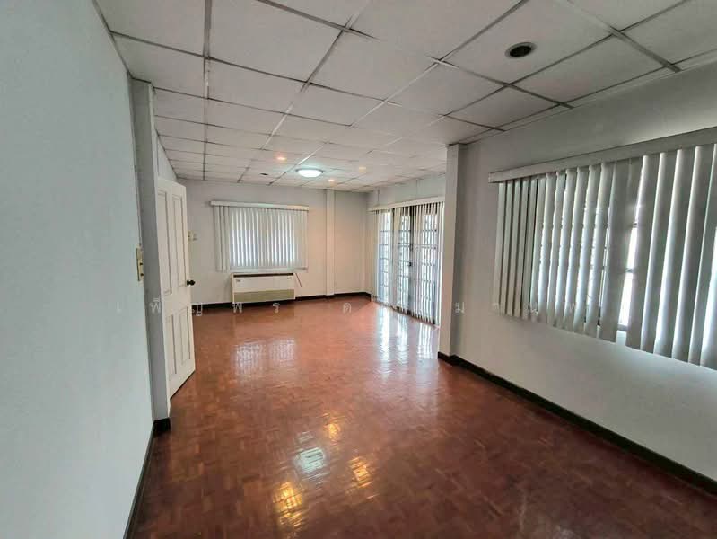 K.C. Garden Home, Bangkok, Nimit Mai Road, Sam Wa Tawan Ok, Khlong Sam Wa, Bangkok, 3 Bedrooms, 632 sqm, Single Detached House For Sale, by เพ็ญพร ดาวมานพ, 500408282 - DDproperty.com