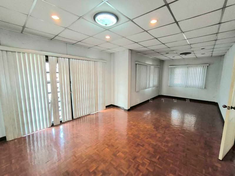K.C. Garden Home, Bangkok, Nimit Mai Road, Sam Wa Tawan Ok, Khlong Sam Wa, Bangkok, 3 Bedrooms, 632 sqm, Single Detached House For Sale, by เพ็ญพร ดาวมานพ, 500408282 - DDproperty.com