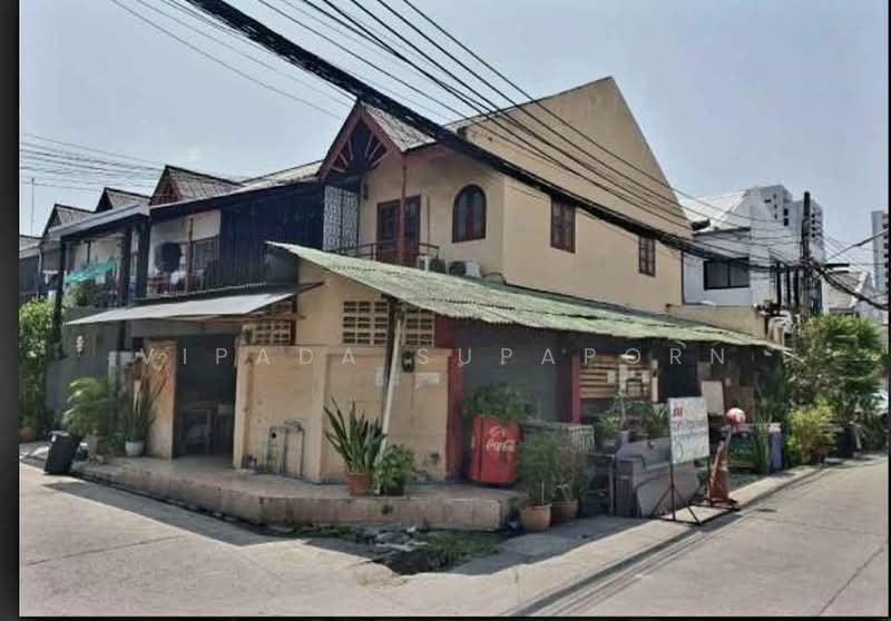 2-BR Townhouse, Bangkok, Hua Mak, Bang Kapi, Bangkok, 2 Bedrooms, 93 sqm, Townhouse For Sale, by Vipada Supaporn, 500408292 - DDproperty.com