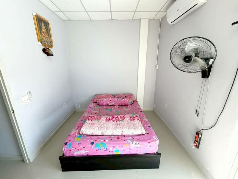 Chatpailin Ladlumkaew, Pathum Thani, Khlong Yai Road, Na-Mai, Lat Lum Kaeo, Pathum Thani, 2 Bedrooms, 80 sqm, Townhouse For Sale, by กรณวัสส์ กัณฑวัสส์วงส์, 500408299 - DDproperty.com