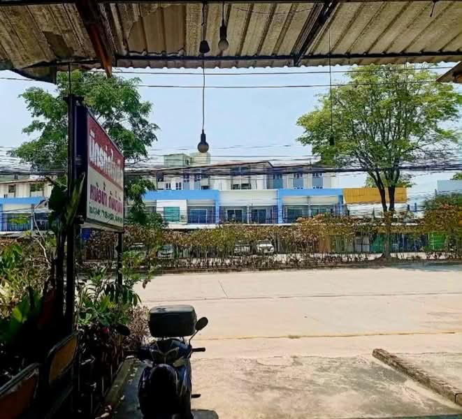 ขายอาคารพาณิชย์ 3 ชั้นทำเลทอง แหลมฉบัง ศรีราชา, Chon Buri (Pattaya), Thung Suk La, Si Racha, Chon Buri (Pattaya), , 120 sqm, Shophouse For Sale, by Dusit Saengfa, 500408306 - DDproperty.com