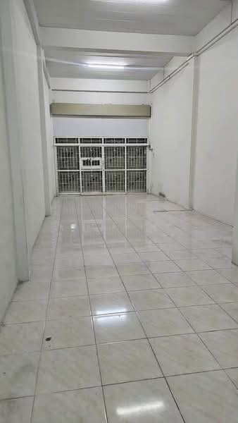 ขายอาคารพาณิชย์ 3 ชั้นทำเลทอง แหลมฉบัง ศรีราชา, Chon Buri (Pattaya), Thung Suk La, Si Racha, Chon Buri (Pattaya), , 120 sqm, Shophouse For Sale, by Dusit Saengfa, 500408306 - DDproperty.com