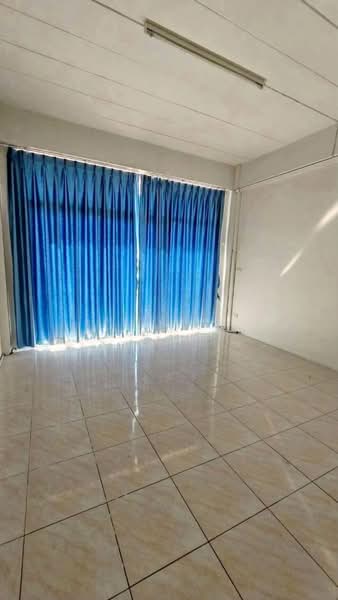 ขายอาคารพาณิชย์ 3 ชั้นทำเลทอง แหลมฉบัง ศรีราชา, Chon Buri (Pattaya), Thung Suk La, Si Racha, Chon Buri (Pattaya), , 120 sqm, Shophouse For Sale, by Dusit Saengfa, 500408306 - DDproperty.com