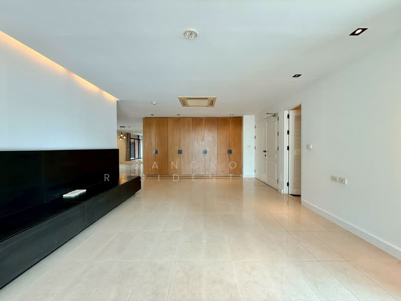 Baan Ananda, Bangkok, Sukhumvit 61, Khlong Tan Nua, Watthana, Bangkok, 3 Bedrooms, 250 sqm, Condo For Sale, by Bangkok Residential, 500408319 - DDproperty.com