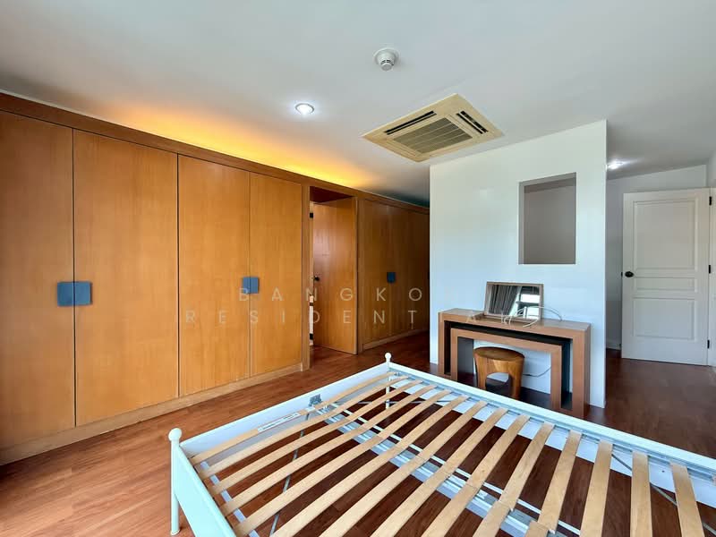 Baan Ananda, Bangkok, Sukhumvit 61, Khlong Tan Nua, Watthana, Bangkok, 3 Bedrooms, 250 sqm, Condo For Sale, by Bangkok Residential, 500408319 - DDproperty.com