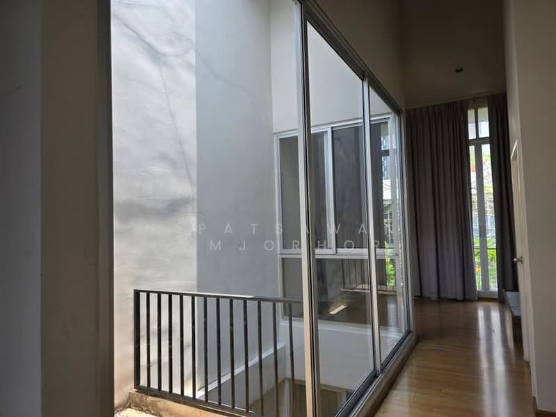 Siamese Blossom @ Fashion, Bangkok, Soi Ramindra 64, Khan Na Yao, Bangkok, 3 Bedrooms, 250 sqm, Townhouse For Sale, by Napatsawan Tamjorhor, 500408325 - DDproperty.com