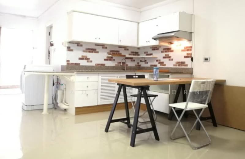 Supalai Place Sukhumvit 39 : ศุภาลัย เพลส สุขุมวิท 39, กรุงเทพ, 175-179 ซอยสุขุมวิท 39 ถนนสุขุมวิท แขวงคลองตันเหนือ เขตวัฒนา กรุงเทพมหานคร, คลองตันเหนือ, วัฒนา, กรุงเทพ, 50 ตร.ม., คอนโด ขาย, โดย Vipada Supaporn, 500408345 - DDproperty.com