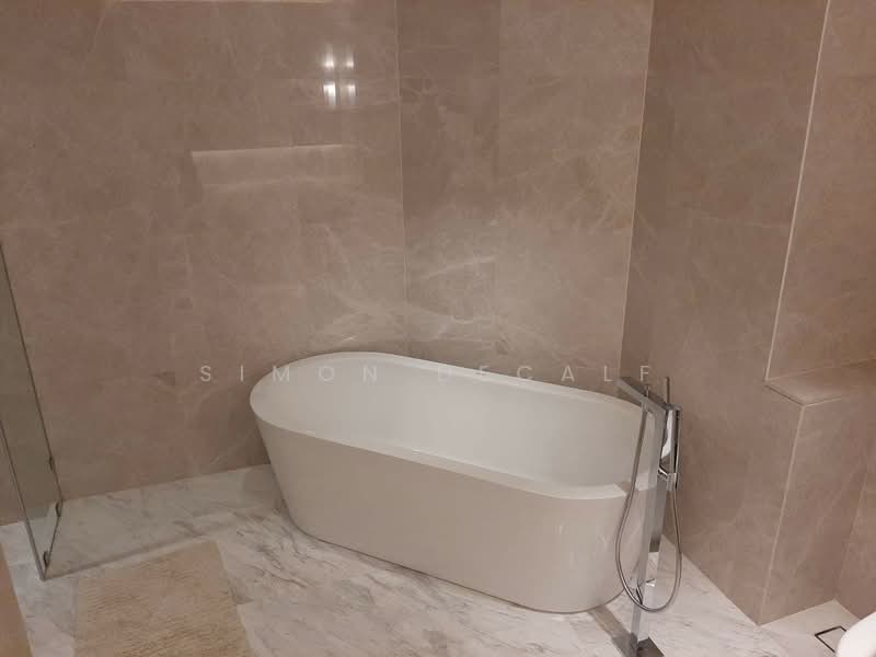 Sindhorn Residence, Bangkok, 54 Soi Ton Son, Lumphini, Pathum Wan, Bangkok, 2 Bedrooms, 95 sqm, Condo For Rent, by Simon Decalf, 500408385 - DDproperty.com