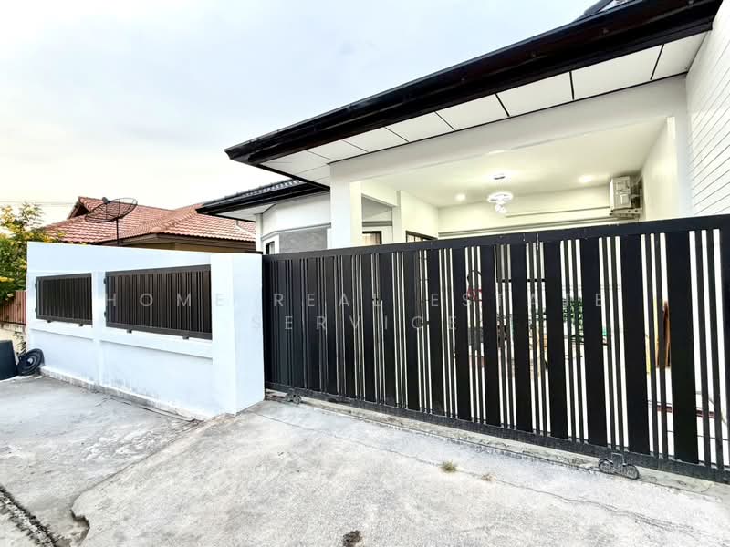 Raviporn City Home Village : รวิพร ซิตี้โฮม วิลเลจ, ชลบุรี, 74/1 ถ.หนองไม้แก่น, หนองปรือ, บางละมุง, ชลบุรี, 120 ตร.ม., วิลล่า ขาย, โดย HOME Real Estate Service, 500408392 - DDproperty.com