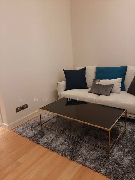 Sindhorn Residence, Bangkok, 54 Soi Ton Son, Lumphini, Pathum Wan, Bangkok, 2 Bedrooms, 99 sqm, Condo For Rent, by Simon Decalf, 500408403 - DDproperty.com