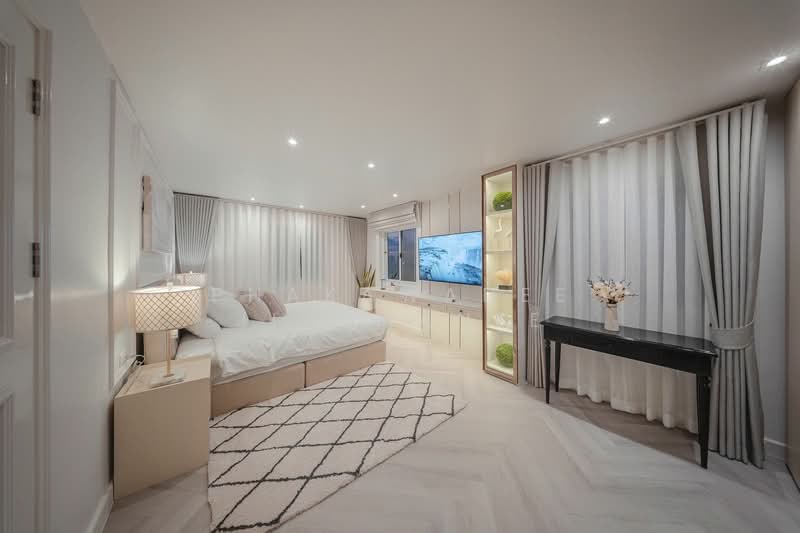 Fortune Condo Town, Bangkok, Naradhiwas Rajanakarindra 24 Alley, Chong Nonsi, Yan Nawa, Bangkok, 2 Bedrooms, 86 sqm, Condo For Sale, by Phakawadee Jiramanee, 500408510 - DDproperty.com
