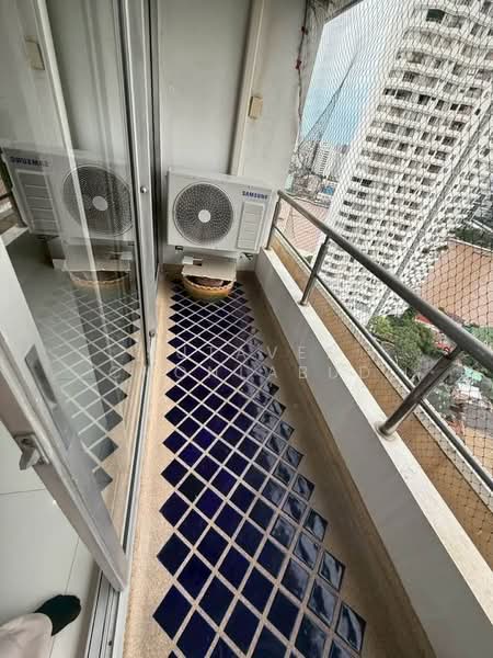 Saichol Mansion, Bangkok, 1349/1-208  Charoennakorn Road, Bang Lam Phu Lang, Khlong San, Bangkok, 4 Bedrooms, 244 sqm, Condo For Rent, by Sutavee Chonlabud, 500408513 - DDproperty.com