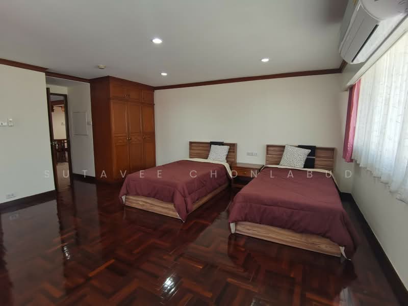 Rishi Court, Bangkok, 47 Soi Sukhumvit 15, Khlongtoei Nua, Watthana, Bangkok, 3 Bedrooms, 280 sqm, Apartment For Rent, by Sutavee Chonlabud, 500408529 - DDproperty.com