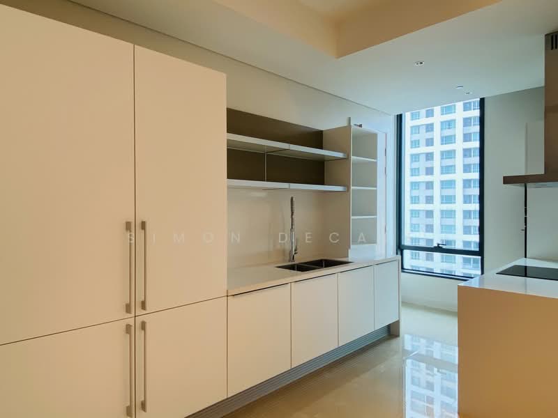 Sindhorn Residence, Bangkok, 54 Soi Ton Son, Lumphini, Pathum Wan, Bangkok, 2 Bedrooms, 140 sqm, Condo For Sale, by Simon Decalf, 500408534 - DDproperty.com