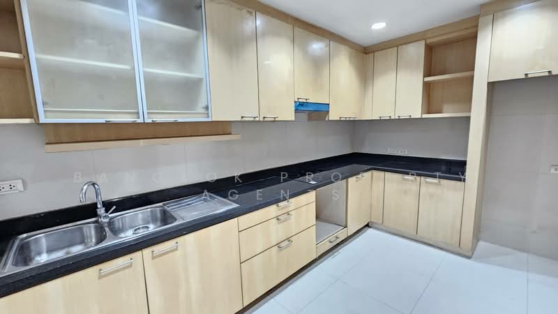 Baan Sawasdee, Bangkok, 42-1 Soi Sukhumvit 31, Khlongtoei Nua, Watthana, Bangkok, 3 Bedrooms, 180 sqm, Condo For Rent, by BANGKOK PROPERTY AGENTS, 500408591 - DDproperty.com