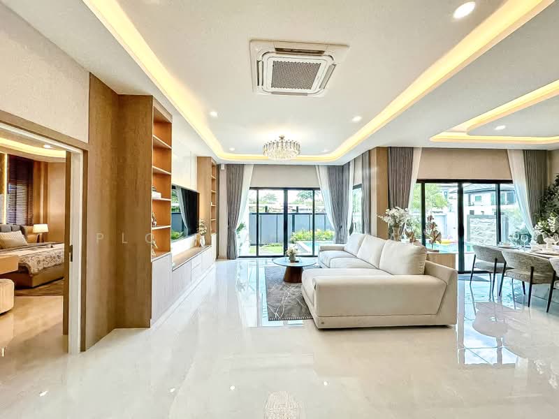 Luxury Pool Villa for Sale 3Bedroom Huay Yai Pattaya East, Chon Buri (Pattaya), Bang Lamung, Bang Lamung (Pattaya), Chon Buri (Pattaya), 3 Bedrooms, 350 sqm, Villa For Sale, by PLC real estate, 500408607 - DDproperty.com