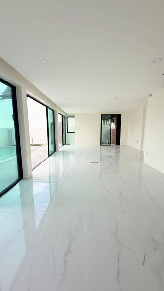 Maneekram Village, Phuket, ถนนขวาง, Chalong, Muang Phuket, Phuket, 3 Bedrooms, 292 sqm, Villa For Sale, by Prakaipeth Meechoosarn, 500408612 - DDproperty.com