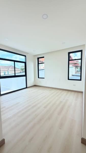 Maneekram Village, Phuket, ถนนขวาง, Chalong, Muang Phuket, Phuket, 3 Bedrooms, 292 sqm, Villa For Sale, by Prakaipeth Meechoosarn, 500408612 - DDproperty.com