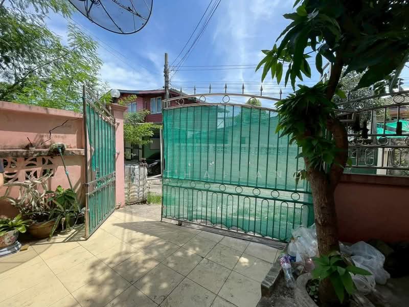 บ้านเดี่ยวหลังใหญ่ บนที่ดิน 157 ตร.ว. พร้อมรายได้จากผู้เช่า, กรุงเทพ, ทุ่งครุ, กรุงเทพ, 450 ตร.ม., บ้านเดี่ยว ขาย, โดย ERA Thailand, 500408633 - DDproperty.com