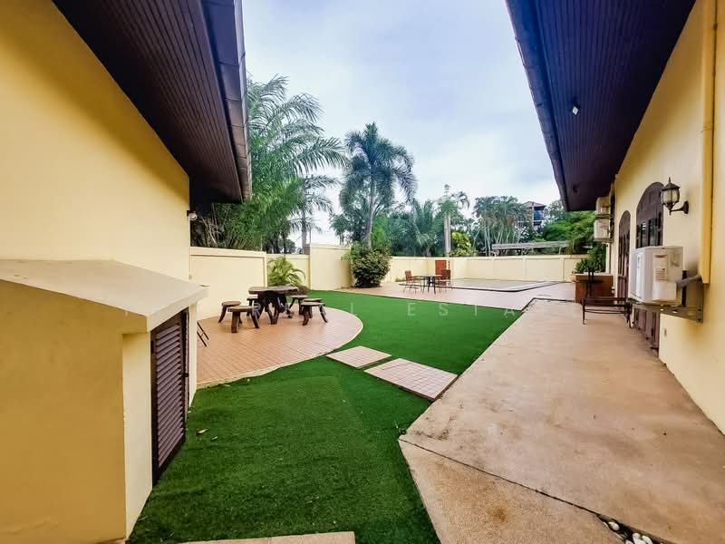 ขาย พูลวิลล่า พร้อมสระว่ายน้ำส่วนตัว ซอยสยามคันทรีคลับ พัทยาตะวันออก, ชลบุรี, หนองปรือ, บางละมุง, ชลบุรี, 672 ตร.ม., วิลล่า ขาย, โดย PLC real estate, 500408658 - DDproperty.com