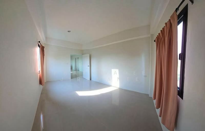 4-BR House, Bangkok, Khlong Kum, Bueng Kum, Bangkok, 4 Bedrooms, 275 sqm, Single Detached House For Sale, by Phakawadee Jiramanee, 500408675 - DDproperty.com