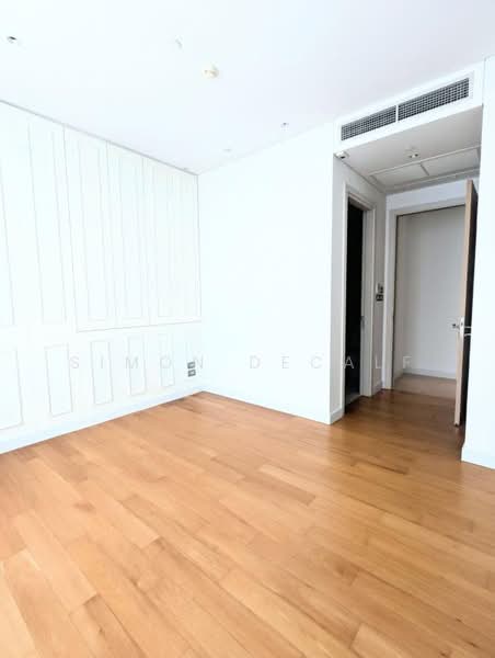 Sindhorn Residence, Bangkok, 54 Soi Ton Son, Lumphini, Pathum Wan, Bangkok, 3 Bedrooms, 148 sqm, Condo For Sale, by Simon Decalf, 500408703 - DDproperty.com