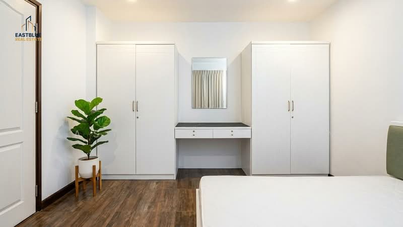 Crystal Garden Condominium : คริสตัล การ์เด้น, กรุงเทพ, 217 ถนนสุขุมวิท ซอย 4, คลองเตย, กรุงเทพ, 135 ตร.ม., คอนโด ขาย, โดย Eastblue Horizon, 500408731 - DDproperty.com