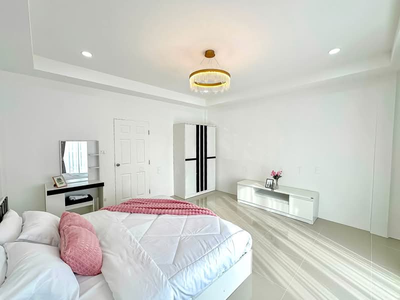 Townhome for Sale Khao Noi East Pattaya 2 Bedroom, Chon Buri (Pattaya), Nong Pru, Bang Lamung (Pattaya), Chon Buri (Pattaya), 2 Bedrooms, 84 sqm, Townhouse For Sale, by PLC real estate, 500408734 - DDproperty.com