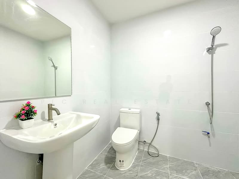 Townhome for Sale Khao Noi East Pattaya 2 Bedroom, Chon Buri (Pattaya), Nong Pru, Bang Lamung (Pattaya), Chon Buri (Pattaya), 2 Bedrooms, 84 sqm, Townhouse For Sale, by PLC real estate, 500408734 - DDproperty.com