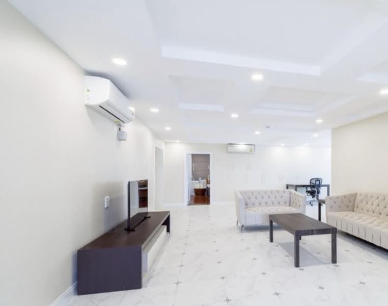 President Park Sukhumvit 24, Bangkok, 99 Sukhumvit 24 Alley, Khlongtoei Nua, Watthana, Bangkok, 3 Bedrooms, 223 sqm, Condo For Sale, by Supitcha Wongisaraseri, 500408773 - DDproperty.com