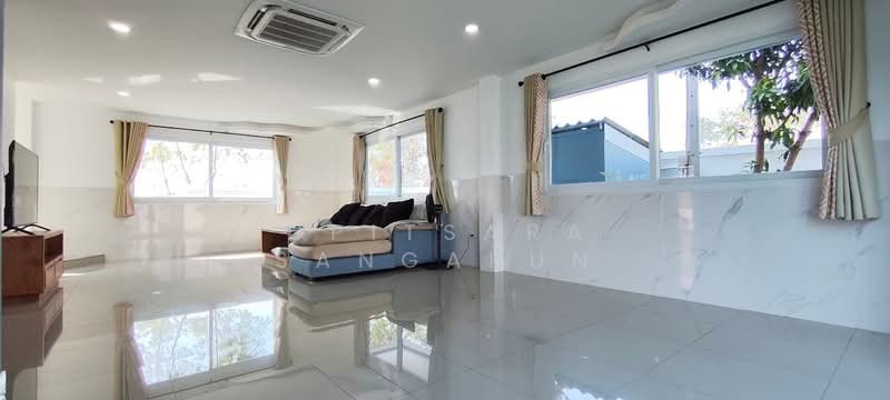 undefined, Chon Buri (Pattaya), Huai Yai, Bang Lamung (Pattaya), Chon Buri (Pattaya), 5 Bedrooms, 386 sqm, Single Detached House For Rent, by Supitsara Sangarun, 500408806 - DDproperty.com