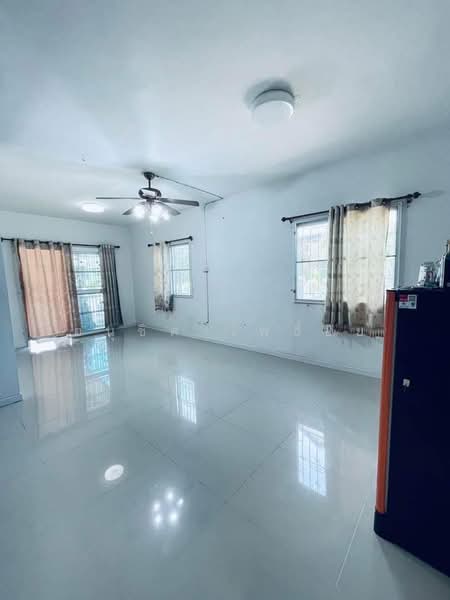 Pruksa 109, Phra Nakhon Si Ayutthaya, Phayom, Wang Noi, Phra Nakhon Si Ayutthaya, 3 Bedrooms, 104 sqm, Townhouse For Sale, by ANUCHIT PHOCHAI, 500408808 - DDproperty.com
