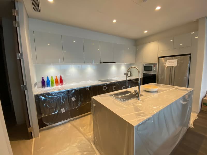 Tela Thonglor 13, Bangkok, 233 Soi Sukhumvit 55, Sukhumvit Road, Khlong Tan Nua, Watthana, Bangkok, 3 Bedrooms, 200 sqm, Condo For Rent, by Simon Decalf, 500408811 - DDproperty.com
