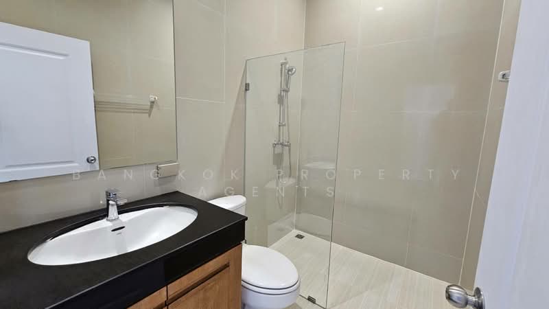 House in Thonglor, Bangkok, Phra Kanong, Khlong Toei, Bangkok, 4 Bedrooms, 350 sqm, Villa For Rent, by BANGKOK PROPERTY AGENTS, 500408814 - DDproperty.com