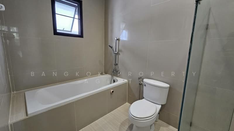 House in Thonglor, กรุงเทพ, พระโขนง, คลองเตย, กรุงเทพ, 350 ตร.ม., วิลล่า ให้เช่า, โดย BANGKOK PROPERTY AGENTS, 500408814 - DDproperty.com