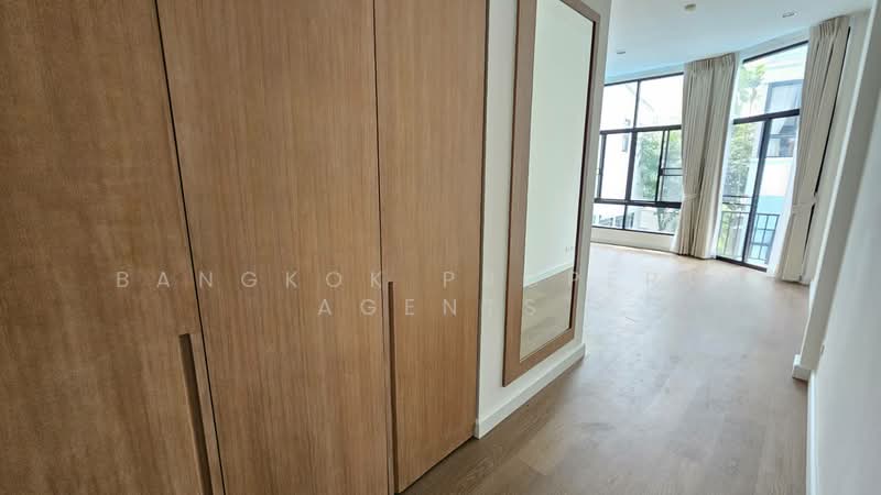 House in Thonglor, Bangkok, Phra Kanong, Khlong Toei, Bangkok, 4 Bedrooms, 350 sqm, Villa For Rent, by BANGKOK PROPERTY AGENTS, 500408814 - DDproperty.com