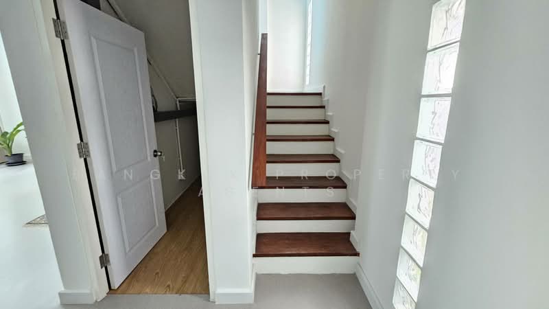 House in Thonglor, Bangkok, Phra Kanong, Khlong Toei, Bangkok, 4 Bedrooms, 350 sqm, Villa For Rent, by BANGKOK PROPERTY AGENTS, 500408814 - DDproperty.com