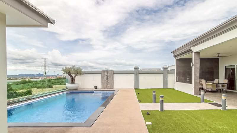 Luxury Pool Villa for Sale Khao Talo Pattaya East 4Bedrooms, Chon Buri (Pattaya), Bang Lamung, Bang Lamung (Pattaya), Chon Buri (Pattaya), 4 Bedrooms, 549 sqm, Villa For Sale, by PLC real estate, 500408817 - DDproperty.com