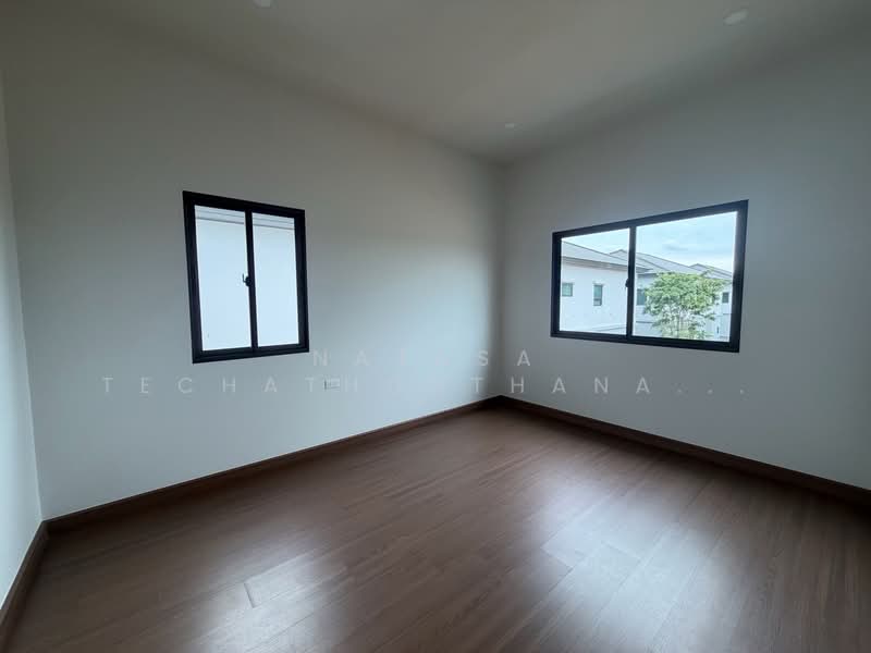 undefined, Bangkok, Khlong Sam Prawet, Lat Krabang, Bangkok, 4 Bedrooms, 225 sqm, Single Detached House For Sale, by Natasa Techathonthanakhun, 500408878 - DDproperty.com