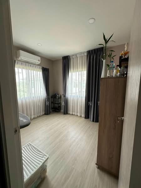 Perfect Park Krungthep Kreetha-Ramkhamhaeng, Bangkok, Kheha Romklao Road 6 Yeak 6, Khlong Song Ton Nun, Lat Krabang, Bangkok, 3 Bedrooms, 150 sqm, Single Detached House For Sale, by NR AGENT, 500408937 - DDproperty.com