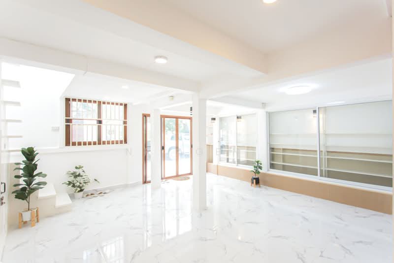 หมู่บ้านเฟรนชิฟ (Friendship Village), กรุงเทพ, ประเสริฐมนูกิจ 29 แยก 2 มัยลาภ, ลาดพร้าว, กรุงเทพ, 176 ตร.ม., ทาวน์เฮ้าส์ ขาย, โดย NR AGENT, 500408991 - DDproperty.com