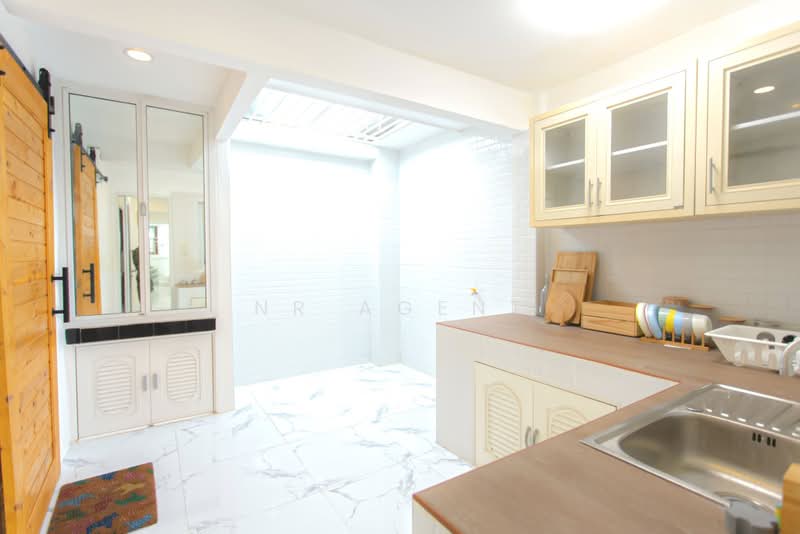 Friendship Village, Bangkok, ประเสริฐมนูกิจ 29 แยก 2 มัยลาภ, Lat Phrao, Bangkok, 2 Bedrooms, 176 sqm, Townhouse For Sale, by NR AGENT, 500408991 - DDproperty.com