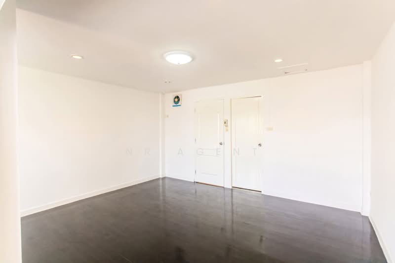 ทาวน์เฮาส์ ซอยอินทามระ 35, Bangkok, Din Daeng, Bangkok, 5 Bedrooms, 288 sqm, Townhouse For Sale, by NR AGENT, 500409020 - DDproperty.com
