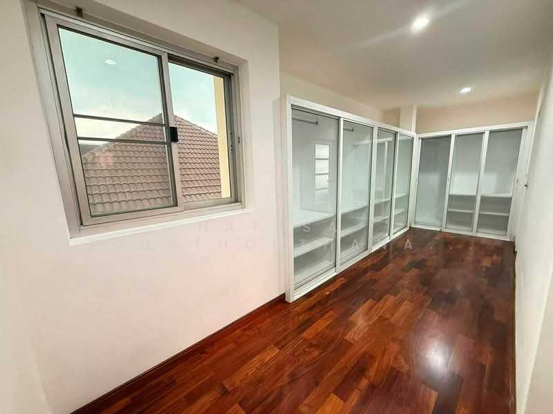 undefined, Bangkok, Wong Sawang, Bang Sue, Bangkok, 5 Bedrooms, 535 sqm, Single Detached House For Rent, by Natasa Techathonthanakhun, 500409022 - DDproperty.com