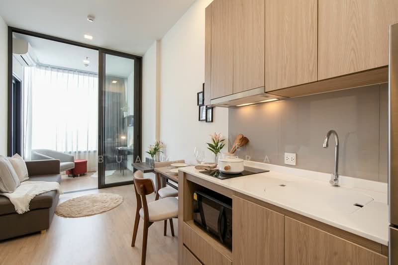 Centric Ratchayothin, Bangkok, 1656 Phahonyothin Rd, Lat Yao, Chatuchak, Bangkok, 1 Bedroom, 35 sqm, Condo For Sale, by Jakree Buajatturat, 500409041 - DDproperty.com