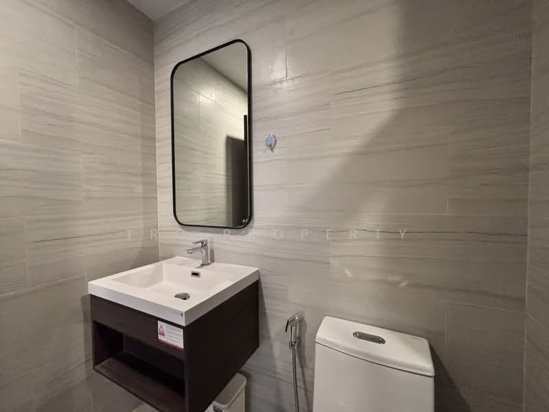 Metris Ladprao, Bangkok, Lat Phrao Road, Jom Phon, Chatuchak, Bangkok, 1 Bedroom, 31 sqm, Condo For Rent, by Trc Property, 500409074 - DDproperty.com