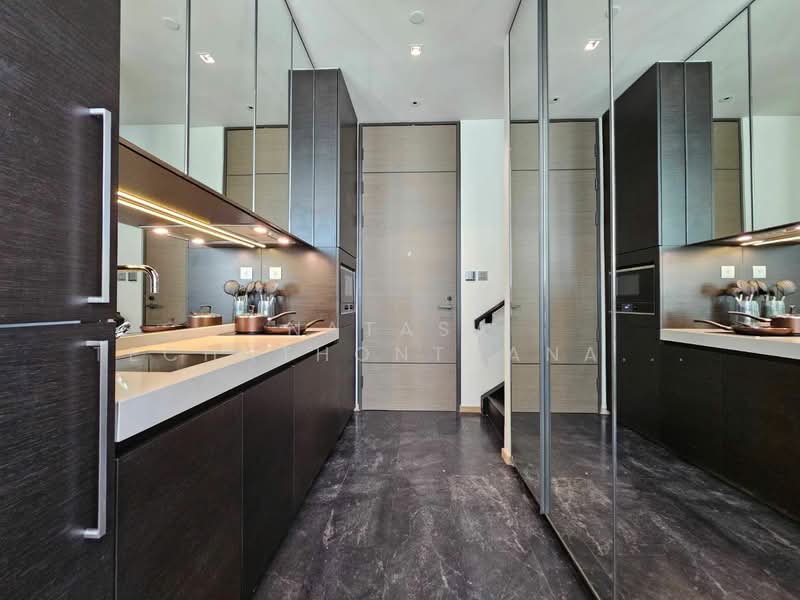 28 Chidlom, Bangkok, 28 Chit Lom Alley, Lumphini, Pathum Wan, Bangkok, 1 Bedroom, 51 sqm, Condo For Rent, by Natasa Techathonthanakhun, 500409081 - DDproperty.com