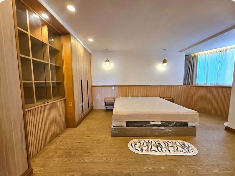 President Park Sukhumvit 24, Bangkok, 99 Sukhumvit 24 Alley, Khlongtoei Nua, Watthana, Bangkok, 3 Bedrooms, 223 sqm, Condo For Rent, by Jakree Buajatturat, 500409104 - DDproperty.com